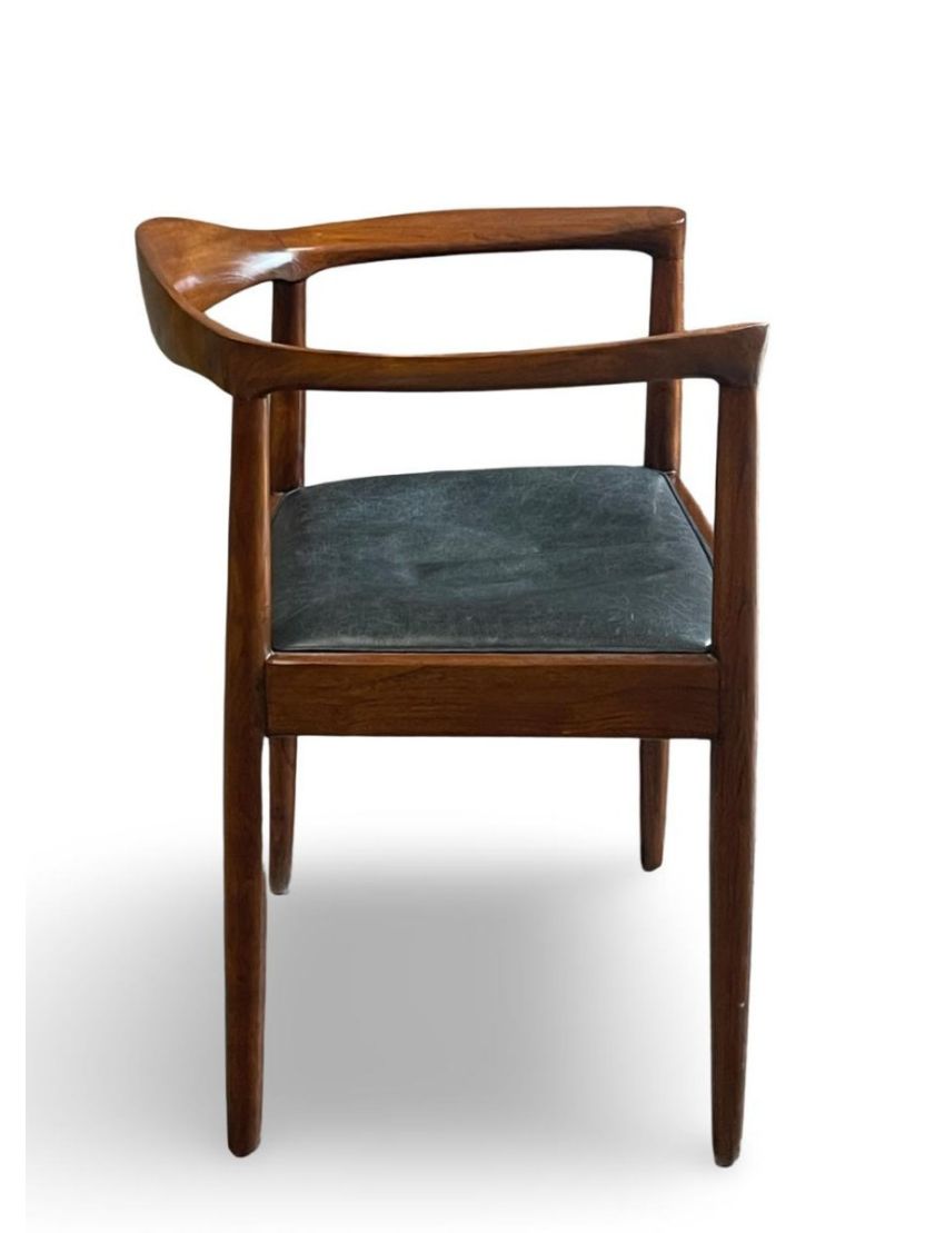 Roskilde Dining Arm Leather