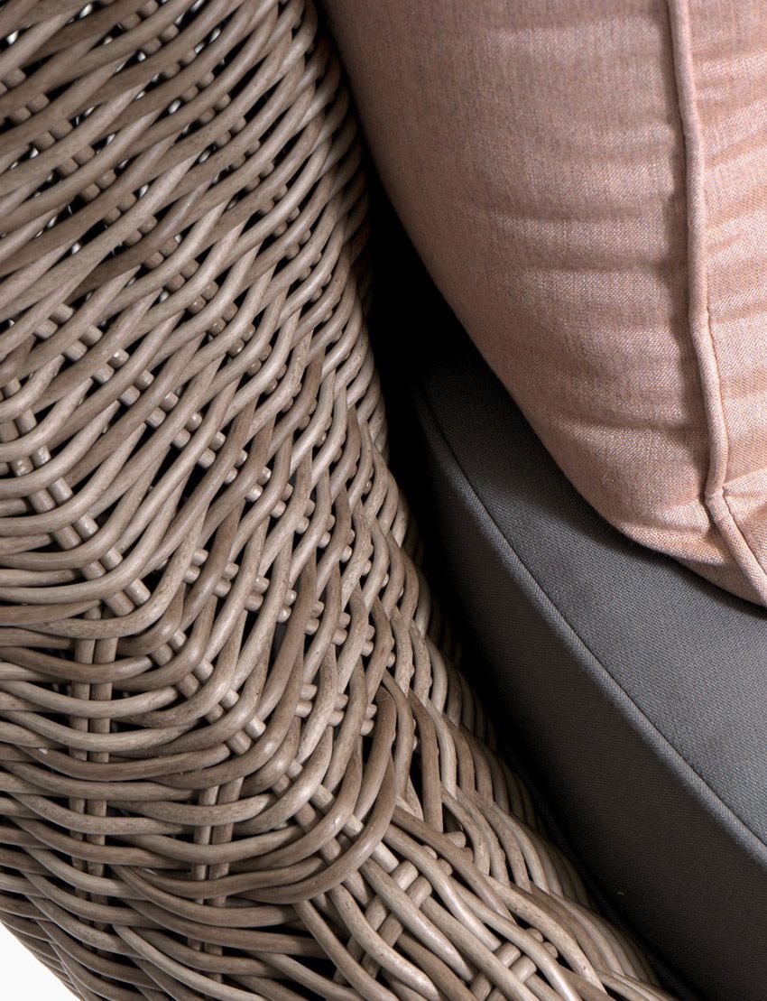 Sherena Daybed Round