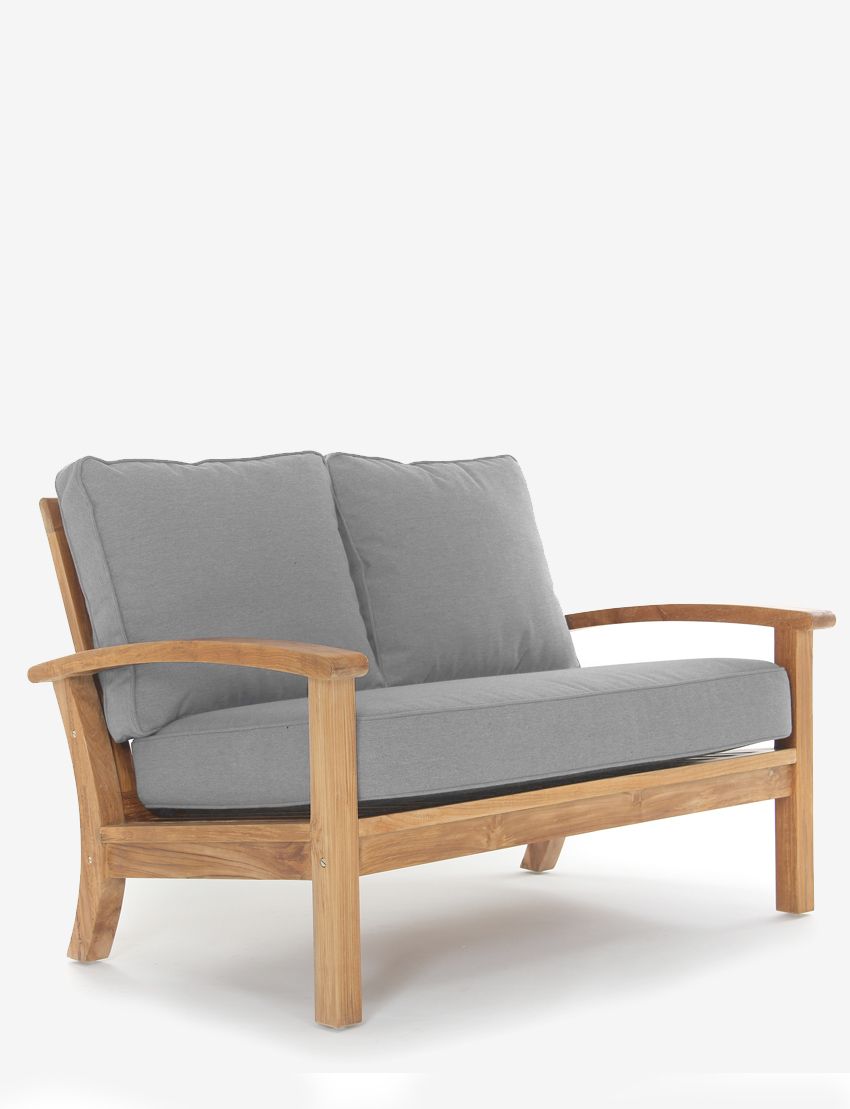 Manhattan Loveseat