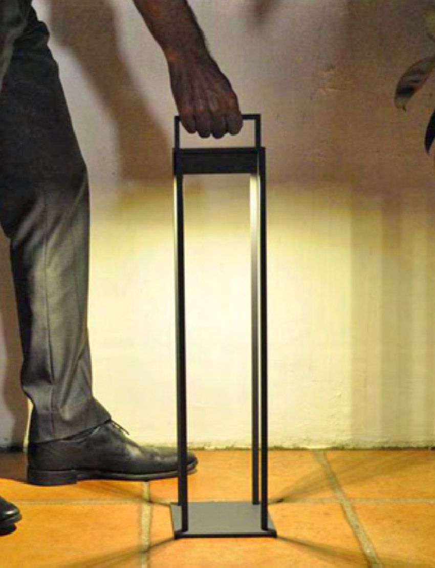 Retro Floor Solar Light - Black